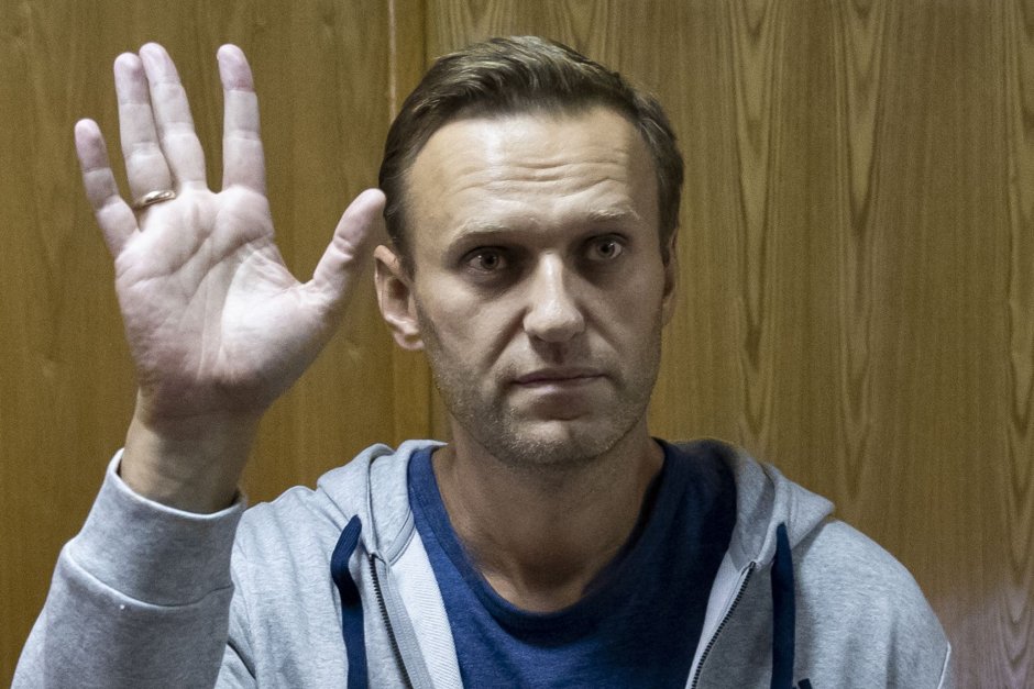 Навални е поставен за постоянно в изолация
