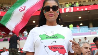 Каузата за свободата на иранските жени получи своята световна трибуна на Мондиала в Катар. Снимка: ЕПА/БГНЕС