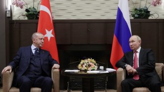 Путин и Ердоган обсъдиха по телефона зърнения коридор и двустранните отношения