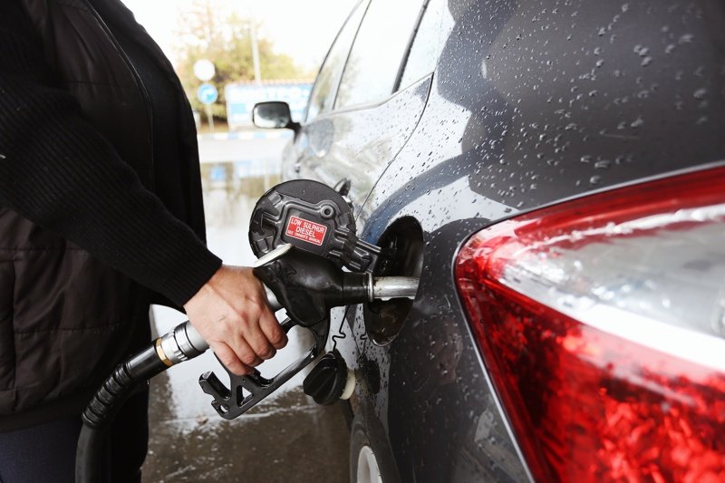 Цените на горивата у нас са спаднали с около 20% за последните 5 месеца