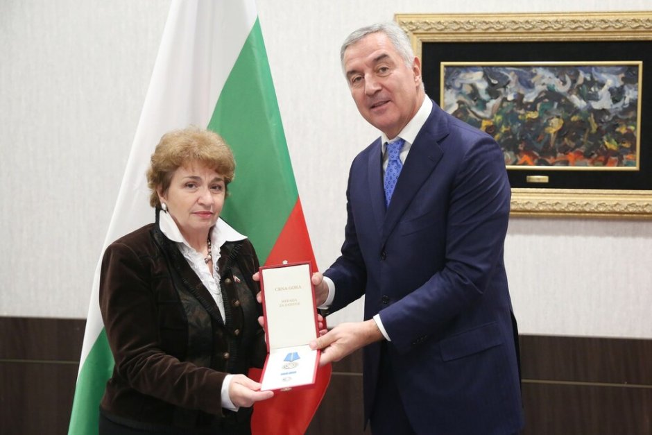 Меглена Плугчиева получи най-високото държавно отличие на Черна гора