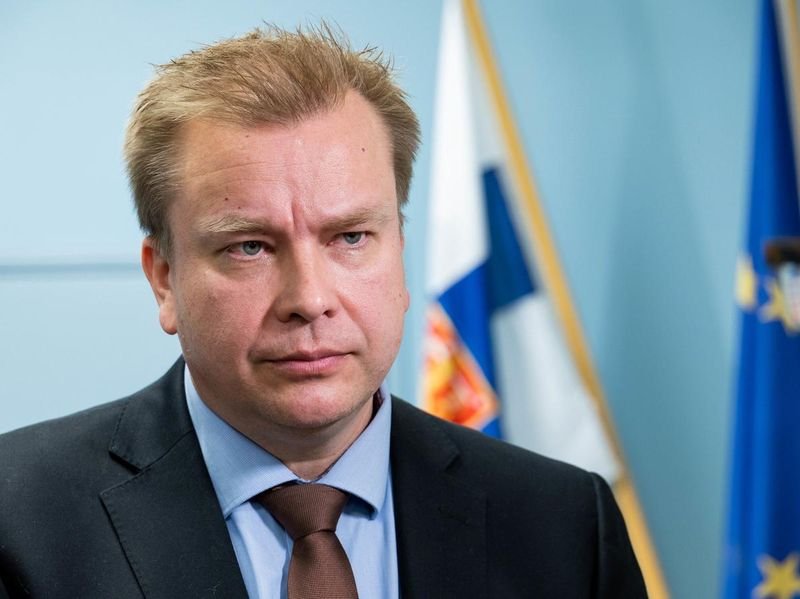 Финландският министър на отбраната Анти Кайконен