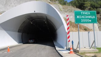 Над 91 млн. лева за укрепването на 300 м свлачища на магистрала "Струма"