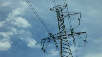 Кражбите на ток през 2022 г. са повече от потреблението на град като Перник за 2 месеца, според "Електрохолд"