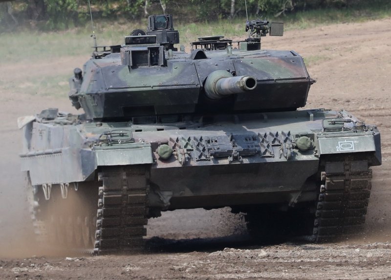 Съюзниците изпращат 178 танка "Леопард" 1 на Украйна
