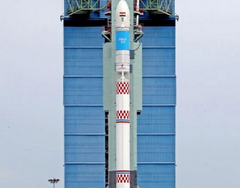 Индия изведе в орбита три спътника с новата си ракета-носител