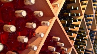 Агроведомството готви маркетингова стратегия за разширяване на пазарите за българското вино
