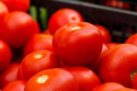 Турция премахна забраната за износ на домати