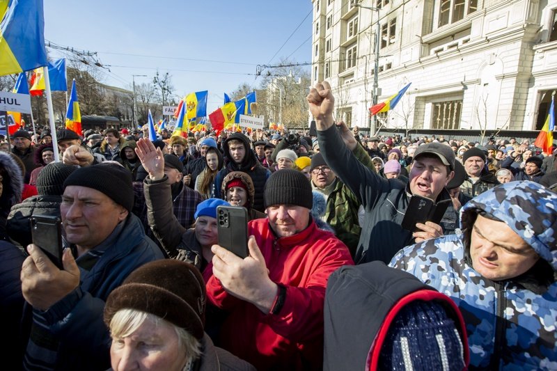 Протест, организиран от опозицията в Кишинев на 12 март, сн. ЕПА/БГНЕС