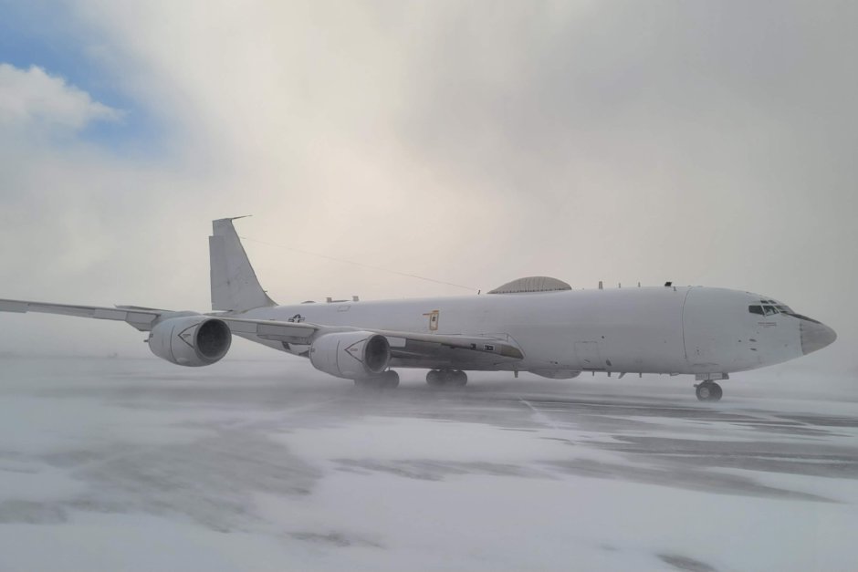 Американският самолет на "страшния съд" вече е базиран в Исландия