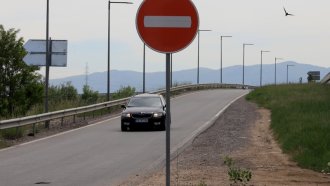 Липсва 1/3 от асфалта на Северната скоростна тангента на София