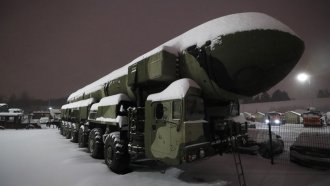 Колко голям е ядреният арсенал на Русия и кой го контролира?