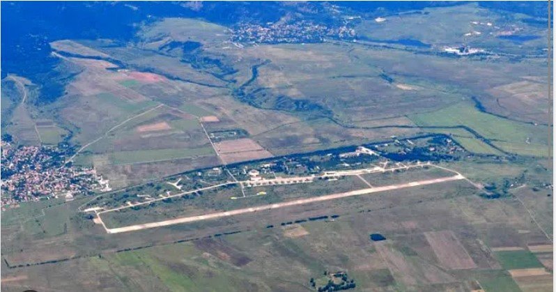 Бившето военно летище в Доброславци Снимка: Община Нови Искър