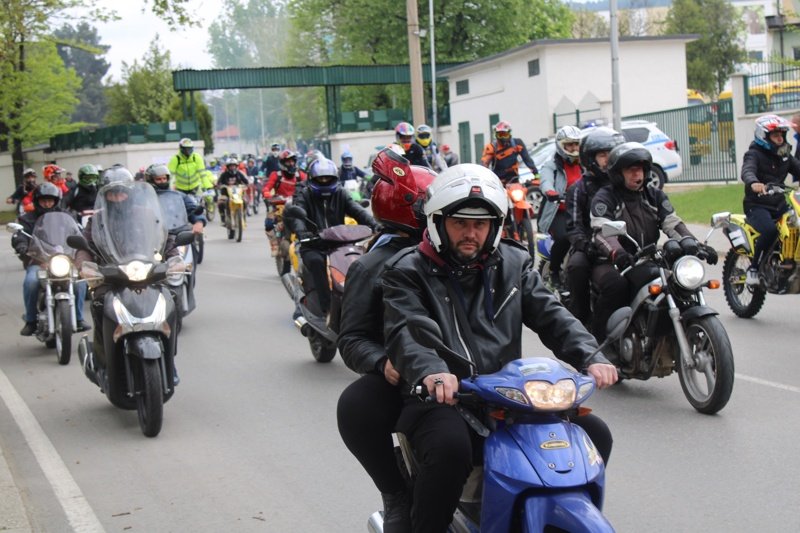 Мотосезонът беше открит с шествие в София