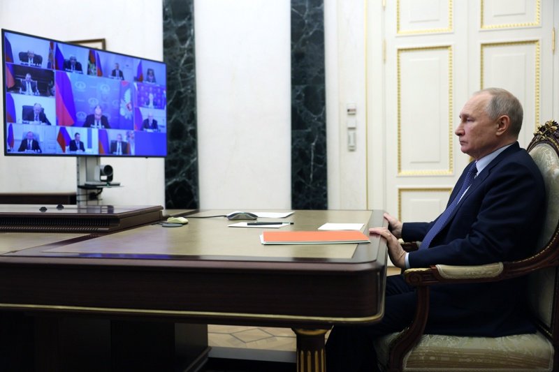 Владимир Путин по време на днешното заседание, Сн. ЕПА/БГНЕС