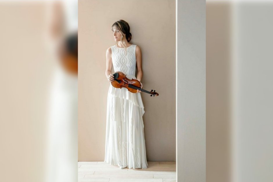 Цигуларката Франческа Дего ще изпълни Концерт за цигулка и оркестър на Бетховен  Снимка: Софийска филхармония