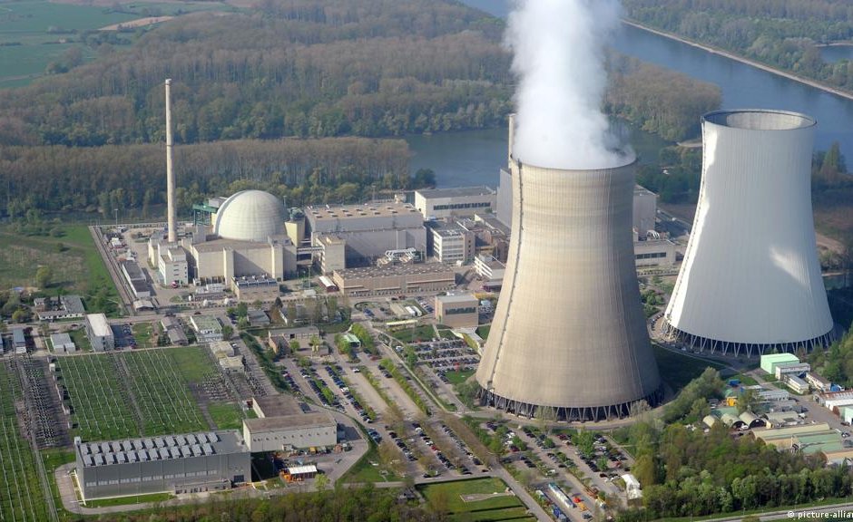 Германия затваря и последните си три АЕЦ в събота