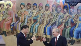 Китай застана до Путин срещу САЩ, но отказа още руски газ. Си Цзинпин не подписа "Силата на Сибир 2"