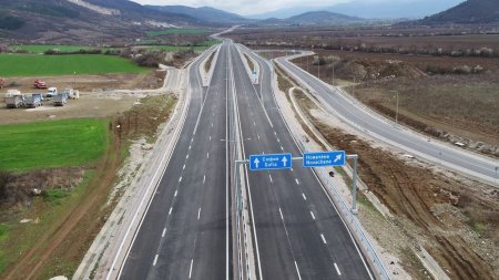 За Великден ще бъдат пуснати 7.5 км от скоростния път Мездра - Ботевград