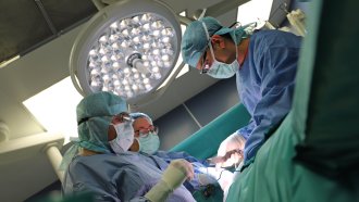 Първа чернодробна трансплантация за годината извършиха във ВМА