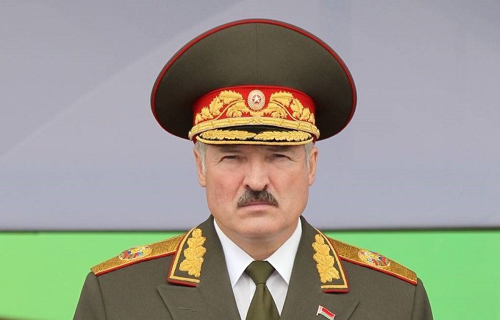 Лукашенко опроверга слуховете, че е тежко болен