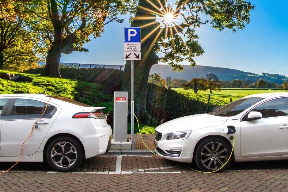 Всеки пети нов автомобил в света през 2023 г. е електрически