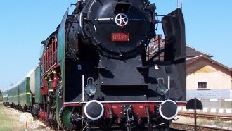 БДЖ пуска атракционни пътувания с парен локомотив в началото на юни