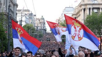 Десетки хиляди протестираха в Белград срещу насилието Сн. ЕПА/БГНЕС