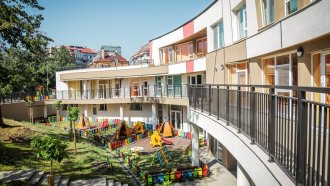 Близо 9900 деца останаха извън детските градини в София