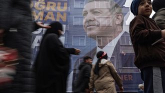 Турция е в подготовка за втория тур на президентските избори Сн.ЕПА/БГНЕС