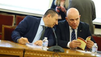 Сарафов подаде сигнал срещу Гешев, а Гешев подаде сигнал срещу Сарафов
