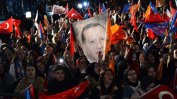 Ердоган влиза с по-силни позиции в балотажa. Tретият кандидат постави условие да подкрепи опозицията