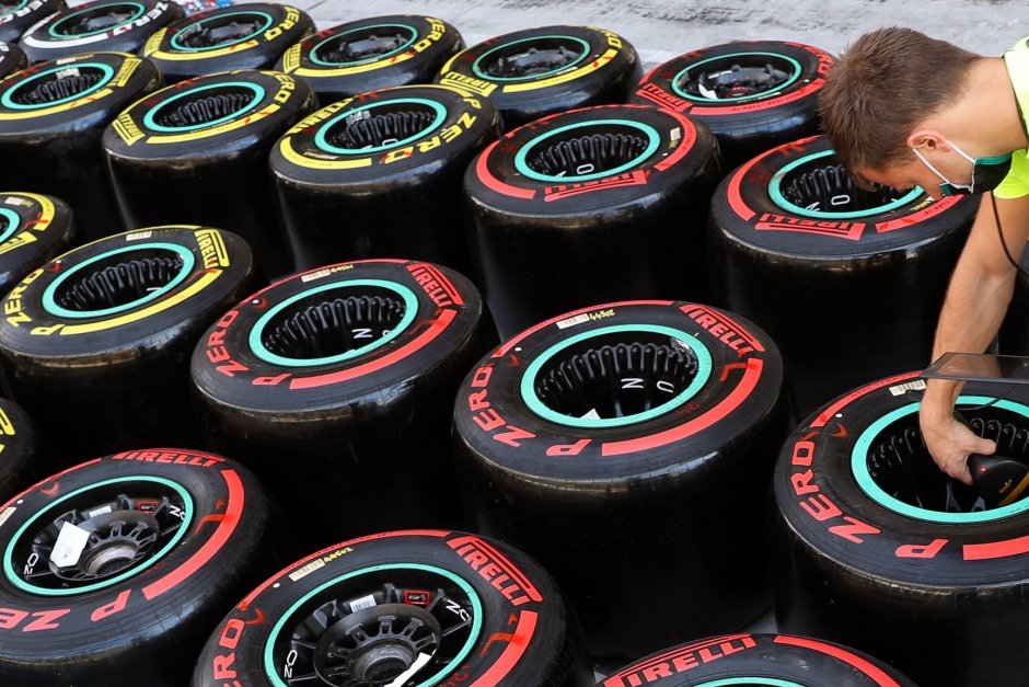 Италия се опитва да защити своя гигант за производство на гуми, сн. ЕПА/БГНЕС 