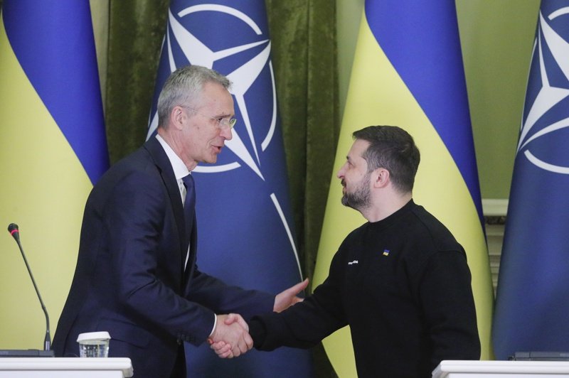 Йенс Столтенберг и украинският президент Володимир Зеленски