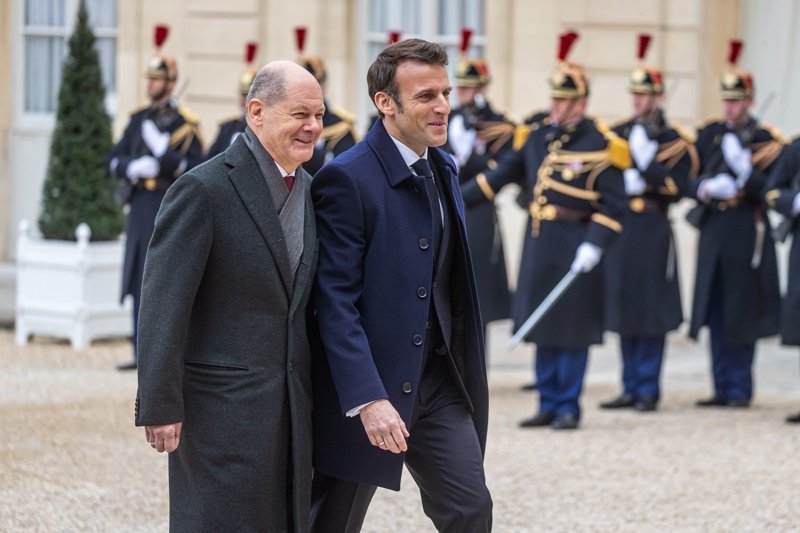 Германският канцлер ще има работна вечеря с френския президент