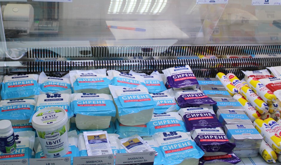 Интерактивна карта показва къде се продават по-евтини държавни сирене и кашкавал