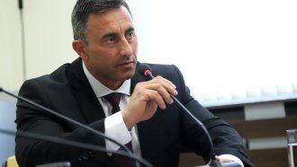 ГЕРБ смекчи тона за връщането на Спецов начело на НАП 3 https://netnews.bg/wp-content/uploads/2023/06/d0b3d0b5d180d0b1-d181d0bcd0b5d0bad187d0b8-d182d0bed0bdd0b0-d0b7d0b0-d0b2d180d18ad189d0b0d0bdd0b5d182d0be-d0bdd0b0-d181d0bfd0b5d186d0be.jpg medium 338cf1cc763556952ce99d41b3273c2e https://netnews.bg/wp-content/uploads/2023/06/d0b3d0b5d180d0b1-d181d0bcd0b5d0bad187d0b8-d182d0bed0bdd0b0-d0b7d0b0-d0b2d180d18ad189d0b0d0bdd0b5d182d0be-d0bdd0b0-d181d0bfd0b5d186d0be.jpg