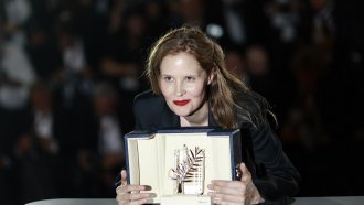 Жустин Трие със "Златната палма" в Кан - едва третата жена режисьор с тази награда