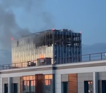 Поразената сграда в Москва