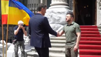 Испанският премиер от Киев: Украйна има подкрепа за членство в ЕС