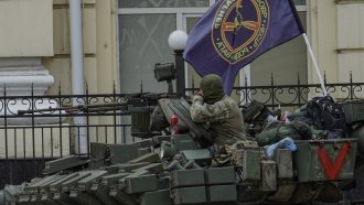 Частната военна компания "Вагнер" предаде оръжието си на руската армия