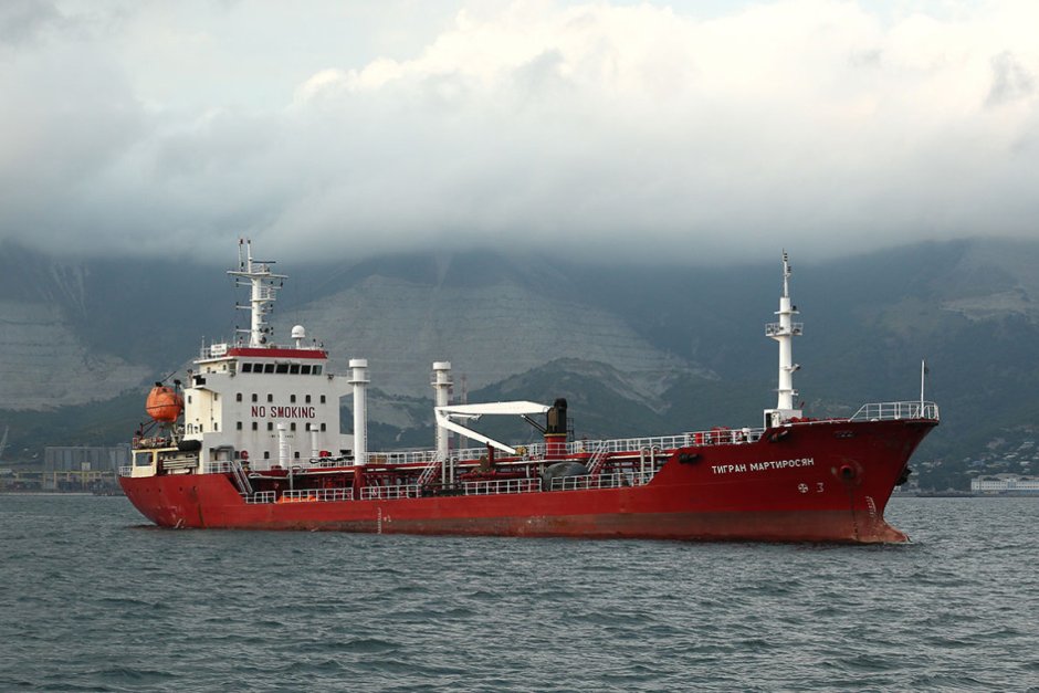 Парализиран е петролният износ на Русия през Черно море