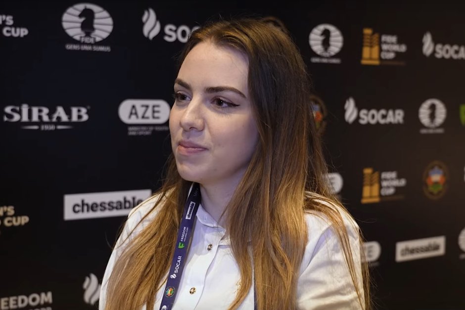 Нургюл Салимова, стопкадър от видео на FIDE