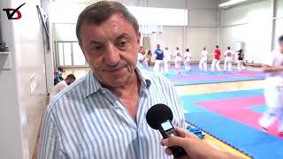 Алексей Петров на посещение на националния отбор по карате в Кранево. 