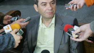 Прокурор, Петьо Еврото и бившата му жена са обвинени за златото от "Осемте джуджета"