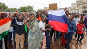 Франция започва евакуация на гражданите си от Нигер