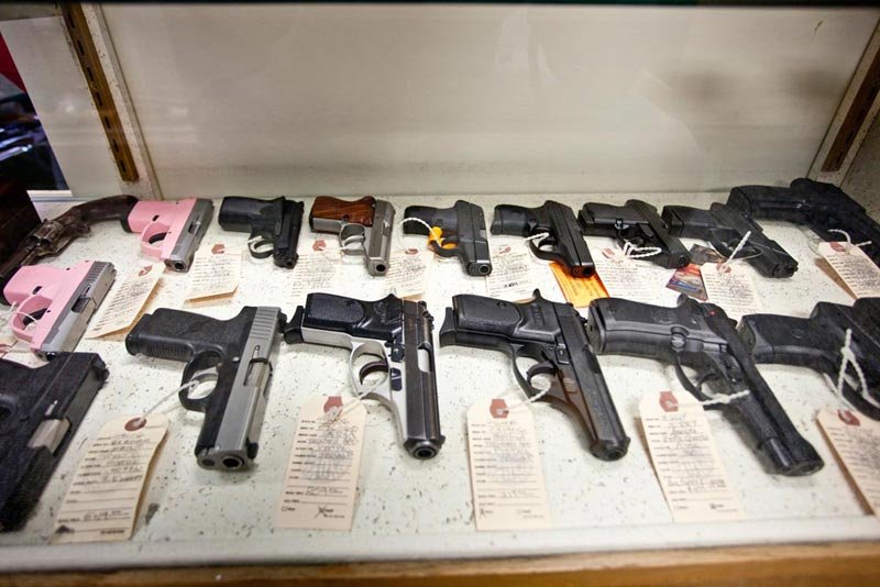 Правителството на Байдън затяга мерките за продажби на оръжия
