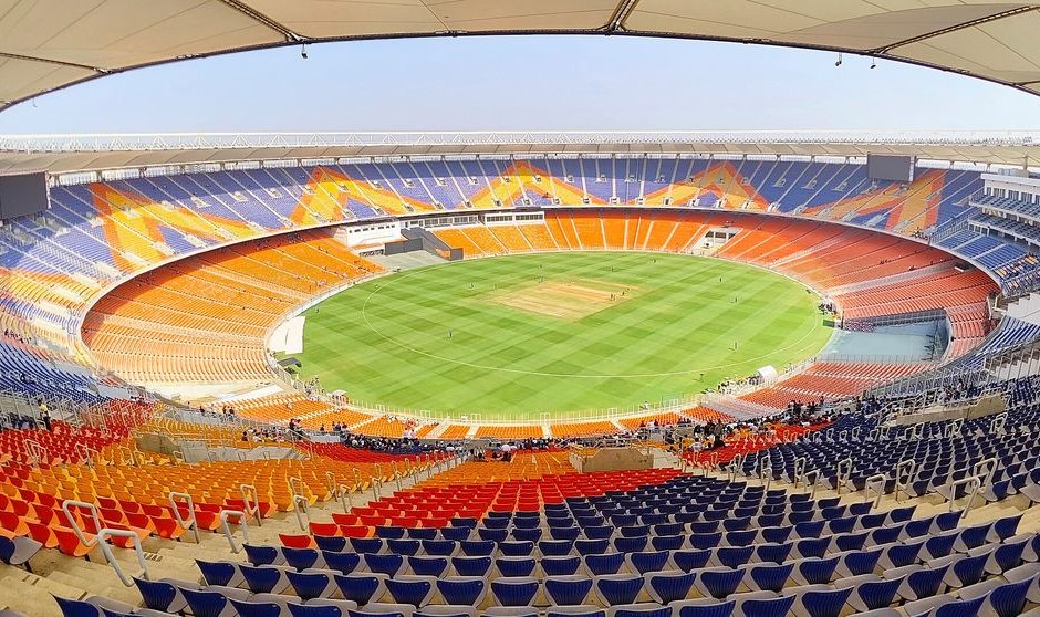 Стадион "Нарендра Моди" в Индия е най-големия в света Сн. Уикипедия