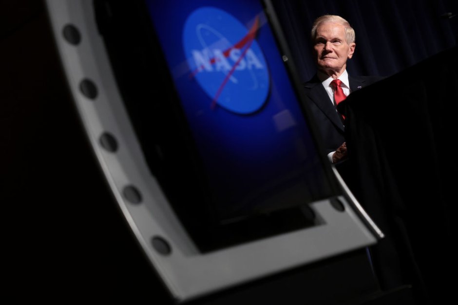 Шефът на НАСА Бил Нелсън представи доклада на екипа от учени, изследвал данните за извънземни, сн. GettyImages