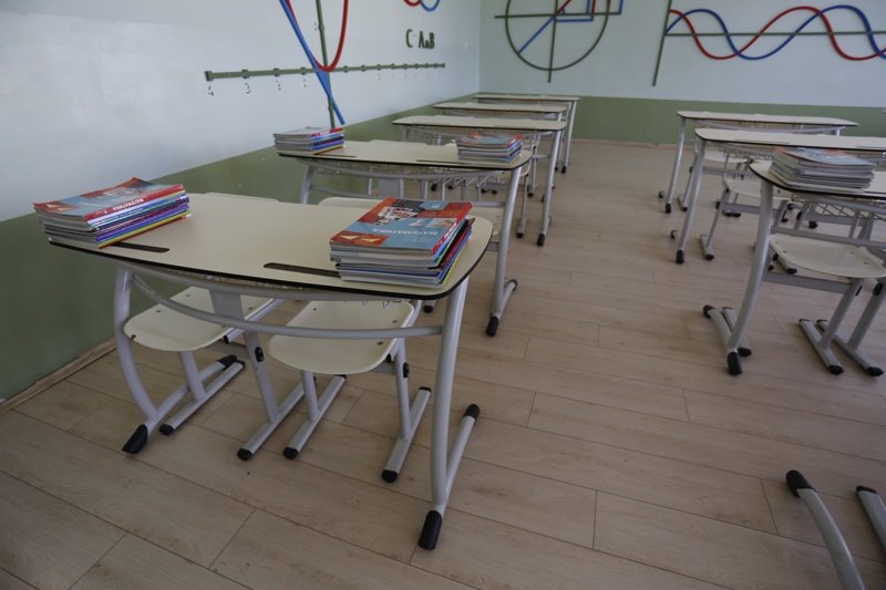 Директор на училище в Пловдив е уволнен, след като стана ясно, че учители пишели оценки на починала ученичка. Сн. БГНЕС, архив